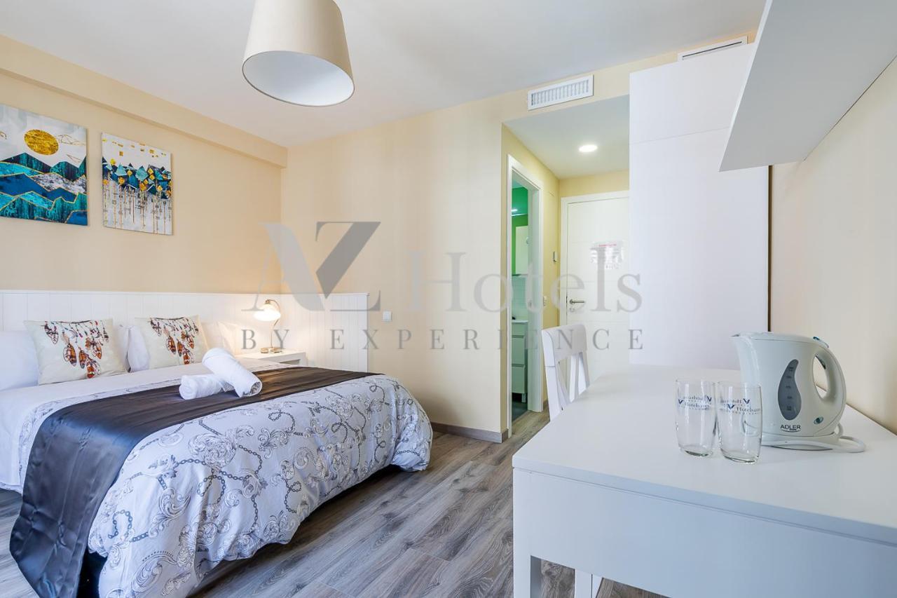 Ayz Villegas - Auto Check-In Property Madrid Exterior foto